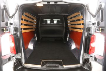 Voertuigafbeelding 5