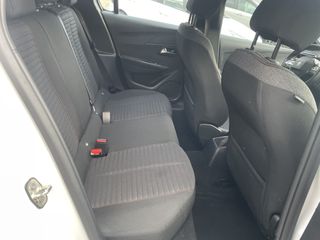 Voertuigafbeelding 9