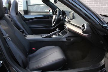 Voertuigafbeelding 8