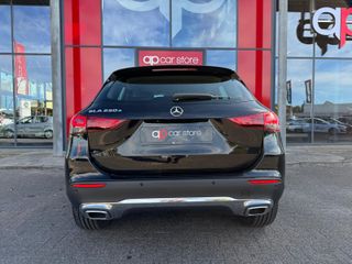 Voertuigafbeelding 5