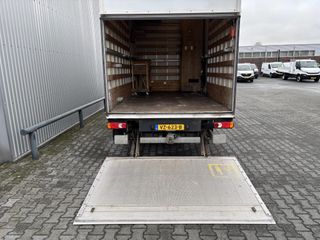 Voertuigafbeelding 12