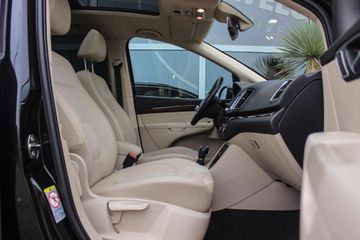 Voertuigafbeelding 14