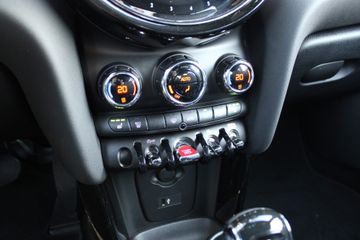 Voertuigafbeelding 26