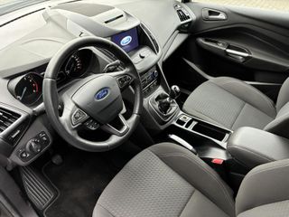 Voertuigafbeelding 6