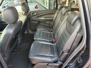 Voertuigafbeelding 6