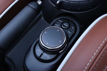 Voertuigafbeelding 22