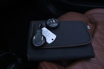 Voertuigafbeelding 44