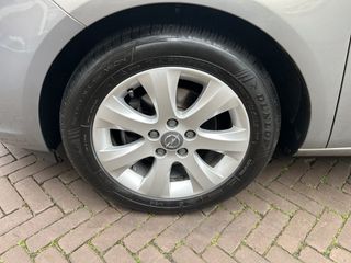 Voertuigafbeelding 11