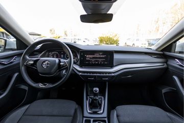 Voertuigafbeelding 16