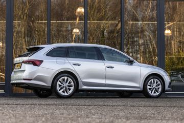 Voertuigafbeelding 4