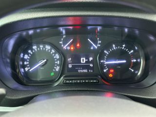 Voertuigafbeelding 12