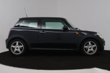 Voertuigafbeelding 10