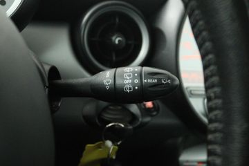 Voertuigafbeelding 14