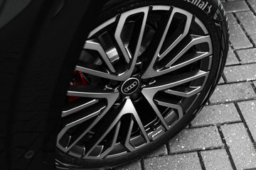 Voertuigafbeelding 6