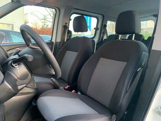 Voertuigafbeelding 15