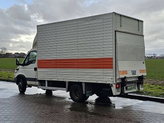 Voertuigafbeelding 5