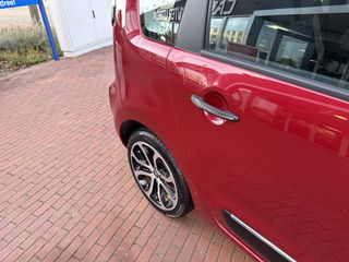 Voertuigafbeelding 23