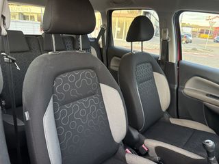 Voertuigafbeelding 33