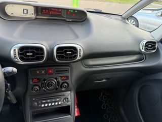 Voertuigafbeelding 70