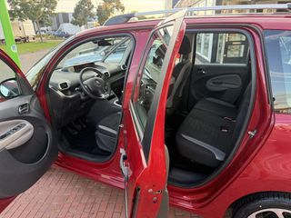 Voertuigafbeelding 71