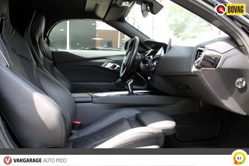 Voertuigafbeelding 12