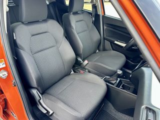 Voertuigafbeelding 5