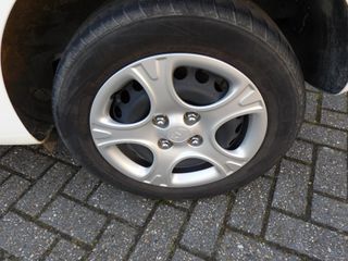 Voertuigafbeelding 7