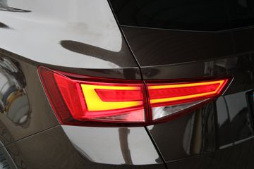 Voertuigafbeelding 32