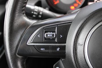 Voertuigafbeelding 18