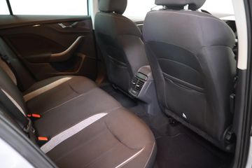 Voertuigafbeelding 10