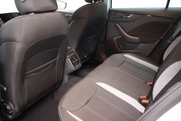 Voertuigafbeelding 9