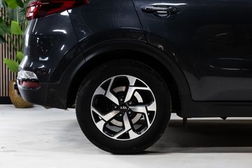 Voertuigafbeelding 12