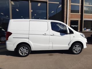 Voertuigafbeelding 8