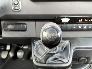 Voertuigafbeelding 36