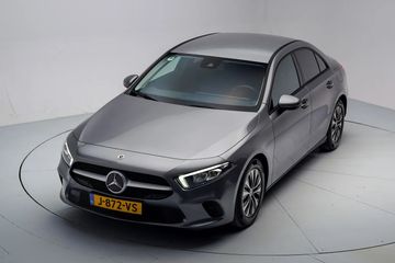 Voertuigafbeelding 12