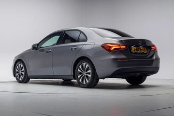 Voertuigafbeelding 2