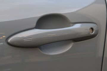 Voertuigafbeelding 38