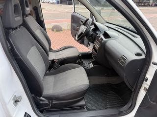 Voertuigafbeelding 47