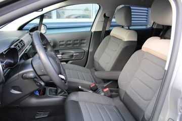 Voertuigafbeelding 7