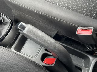 Voertuigafbeelding 27