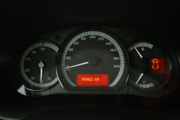 Voertuigafbeelding 12