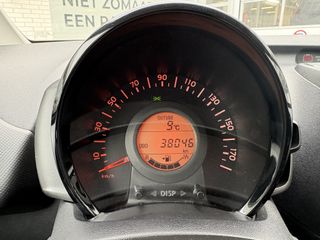 Voertuigafbeelding 9