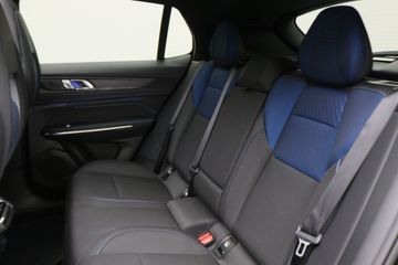 Voertuigafbeelding 12