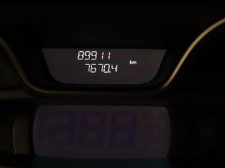 Voertuigafbeelding 3