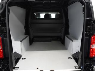 Voertuigafbeelding 2