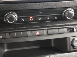 Voertuigafbeelding 24