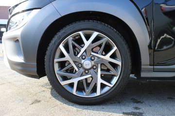 Voertuigafbeelding 14