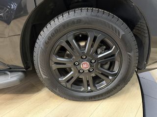 Voertuigafbeelding 38