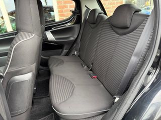 Voertuigafbeelding 4