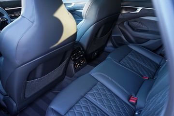 Voertuigafbeelding 51